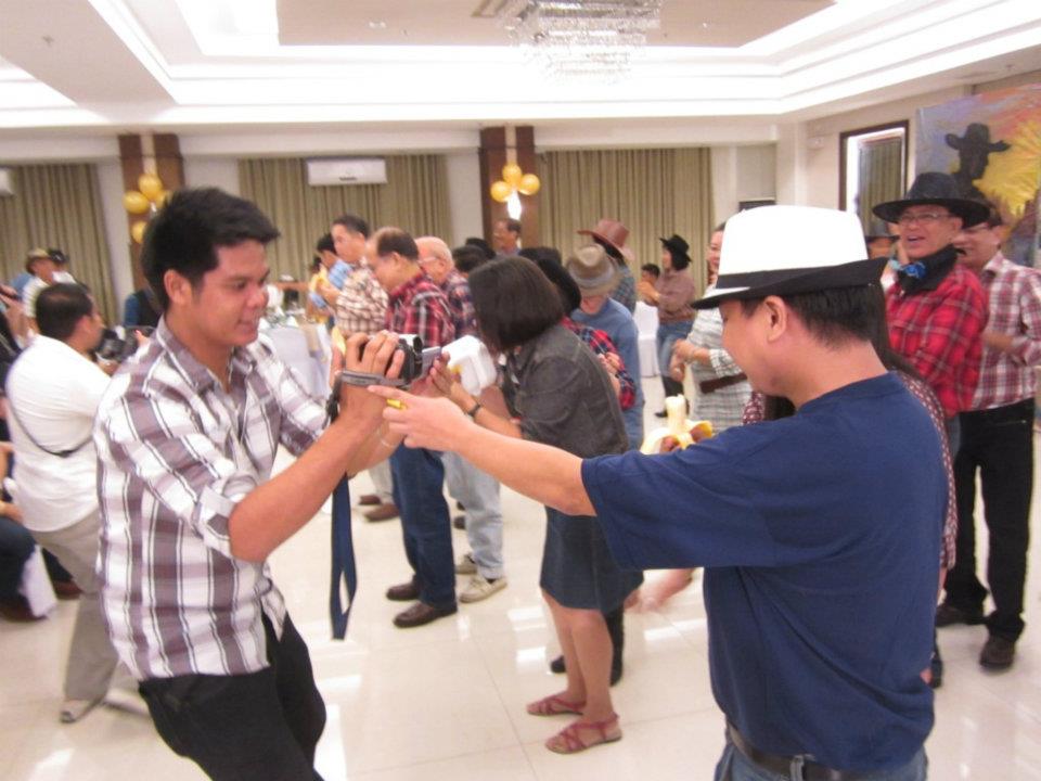 430502_10150576640549445_349981329_n